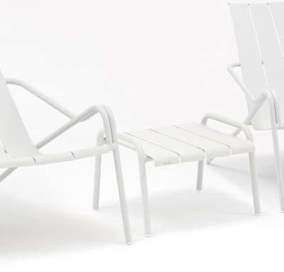 Set kovového zahradního nábytku v bílé barvě Ezeis Fleole